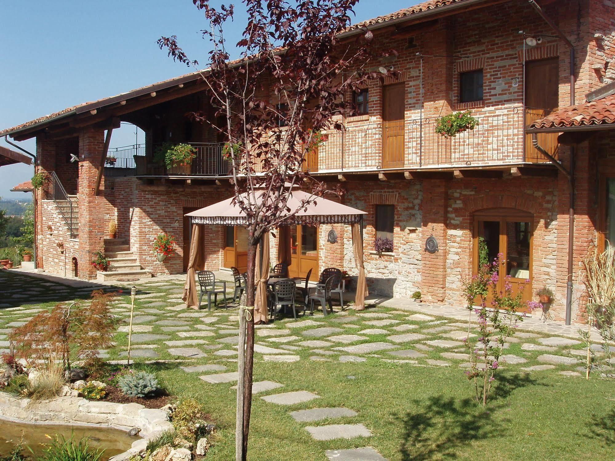 Il Palazzetto Villa Clavesana Екстериор снимка